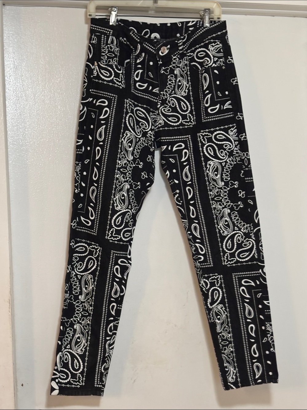Black & White Paisley Print Pants